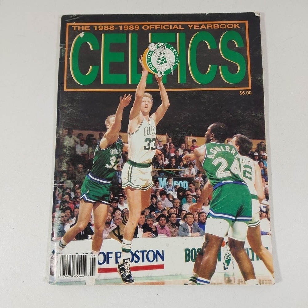 1988 BOSTON CELTICS Yearbook LARRY BIRD REGGIE LEWIS KEVIN McHALE ROBERT PARISH